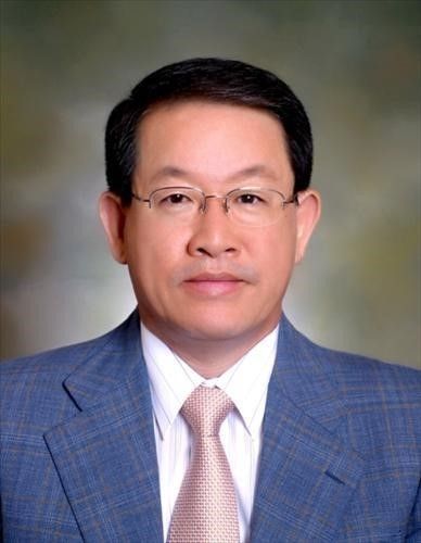 강호갑, 중견련 회장