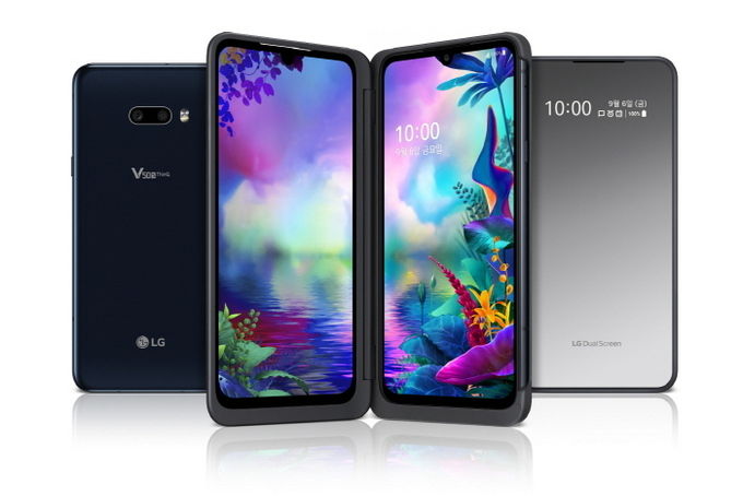 LG전자가 독일 베를린에서 열린 IFA2018에서 공개한 ‘LG V50S 씽큐’와 ‘LG 듀얼 스크린’. 사진=LG전자