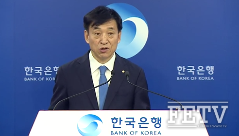 이주열 한국은행 총재가 지난 7월18일 기준금리 인하 결정과 함께 통화정책 방향을 설명하고 있다. (사진=한국은행)