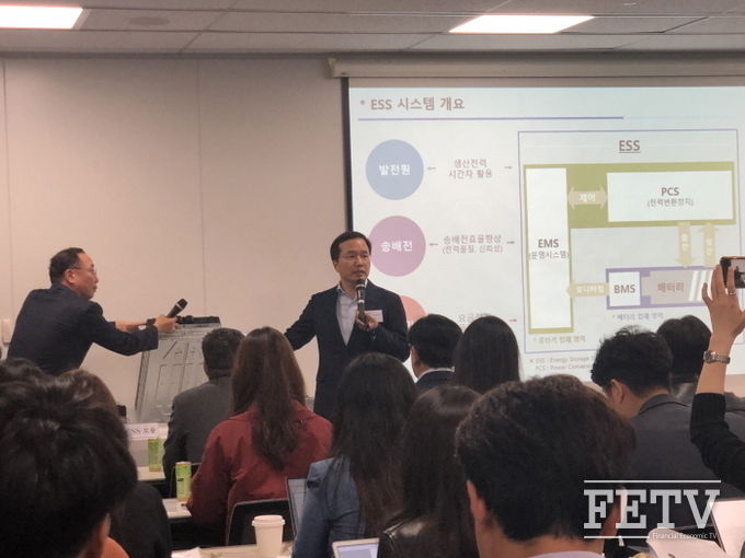 허은기 삼성SDI 전무가 14일 서울 태평로 삼성전자 기자실에서 'ESS 화재 안전 대책'을 발표하고 있다. 사진=조성호 기자