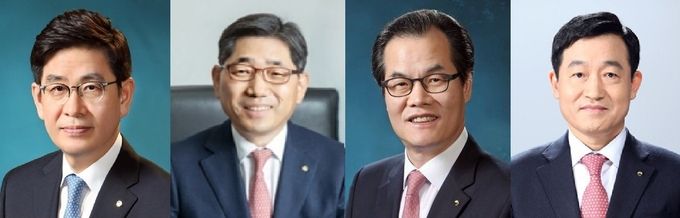 (사진 왼쪽부터) 정원재 우리카드 사장, 조운행 우리종금 사장, 이동연 우리FIS 사장, 정채봉 우리은행 부문장
