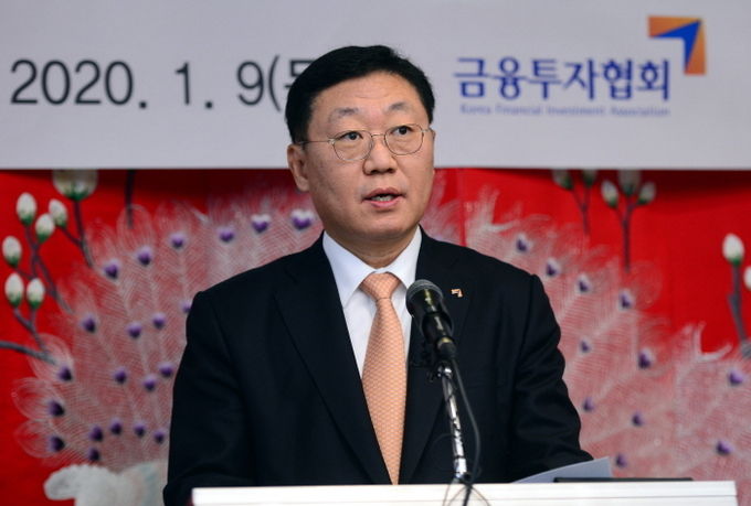 나재철 금융투자협회장이 9일 서울 여의도 모처에서 열린 신년 기자간담회에서 발언하고 있다. 사진=금융투자협회