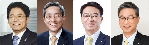 사진 왼쪽부터 김병호 전 하나금융지주 부회장, 윤종규 KB금융지주 회장, 이동철 KB국민카드 사장, 허인 KB국민은행장