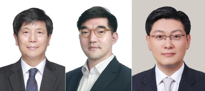 (왼쪽부터) 도정해 GS엔텍 운영총괄(COO) 도전무, 허철홍 GS칼텍스 상무, 김성원 GS에너지 부사장. (사진제공=GS)