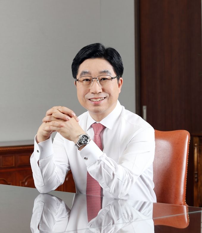황윤철 BNK경남은행장
