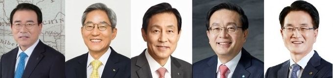 왼쪽부터 조용병 신한금융지주 회장, 윤종규 KB금융지주 회장, 김정태 하나금융지주 회장, 손태승 우리금융지주 회장, 손병환 NH농협금융지주 회장