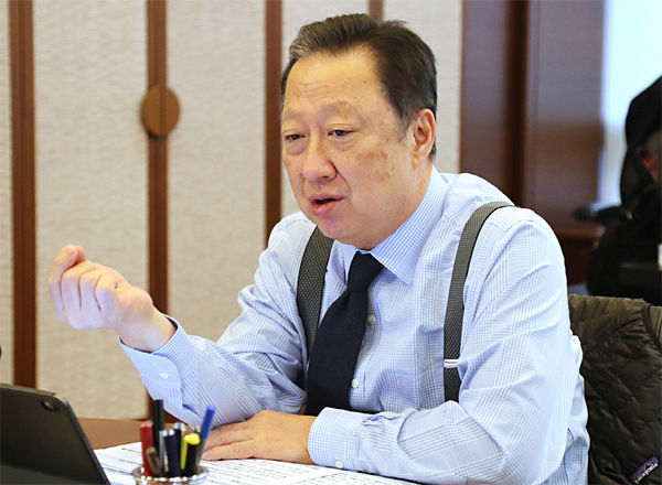 박용만 두산경영연구원 회장