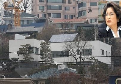 서울 한남동에 위치하며 7년 연속 단독주택 공시자가 1위를 지키고 있는 이명희 신세계그룹 회장 자택. (우측 상단 사진은 이명희 회장)