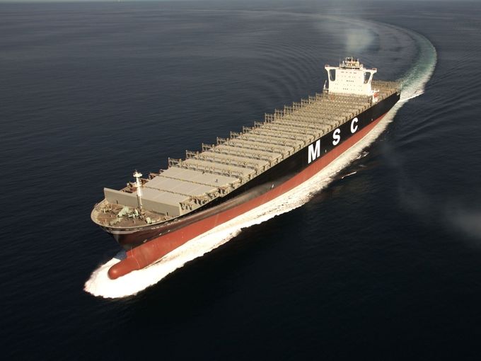 1만1700TEU 컨테이너선