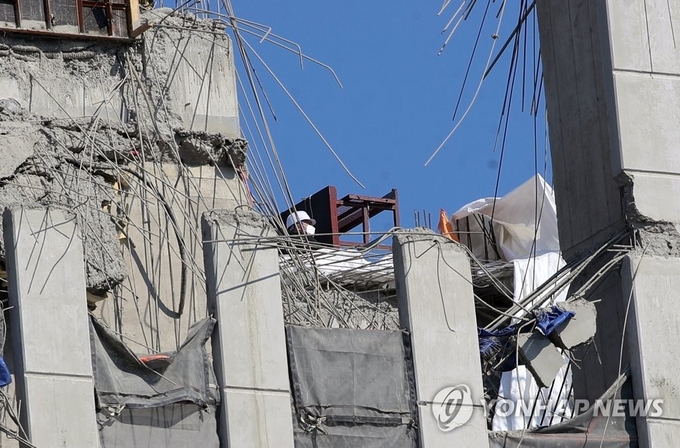 지난달 11일 광주에서 발생한 화정아이파크 외벽 붕괴사고 현장. 제공=연합뉴스