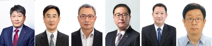 (왼쪽부터) 김동명 사장(자동차전지사업부장), 서원준 부사장(소형전지사업부장), 신영준 부사장(CTO), 이창실 부사장(CSO 겸 CFO), 최석원 부사장(자동차전지생산센터장), 박진원 부사장(대외협력총괄)(사진=LG에너지솔루션)