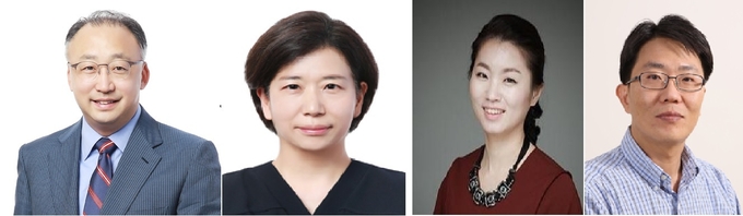 (왼쪽부터) 신임 승진자인 김정욱 부사장, 백인영 상무, 신지은 상무, 이기현 상무(사진=삼성바이오에피스)