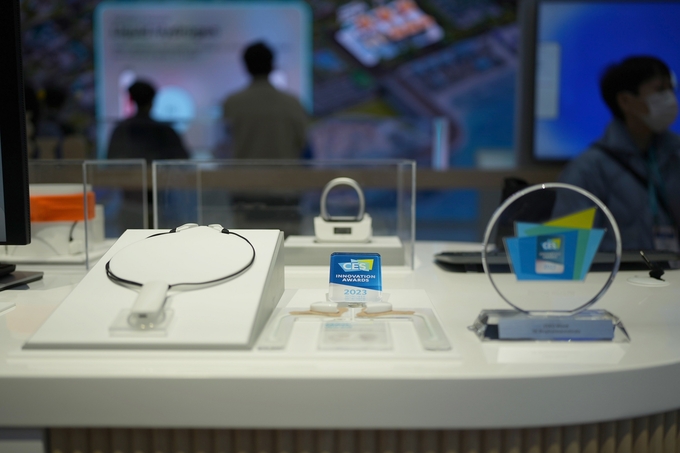 CES2023 혁신상을 수상한 제로 와이어드TM 모습(사진=SK바이오팜)