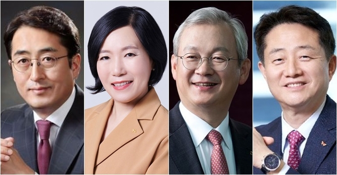 (왼쪽부터) 김용범 메리츠화재 부회장, 박정림 KB증권 대표, 정영채 NH투자증권 대표, 김신 SK증권 대표. 이들 4명은 1963년생으로 토끼띠 최고경영자(CEO)인 동시에 서울대 경영학과 82학번 동기로, 올 한 해 보험·증권 부문에서 경기침체를 뚫고 나가야 할 과제를 안고 있다. 