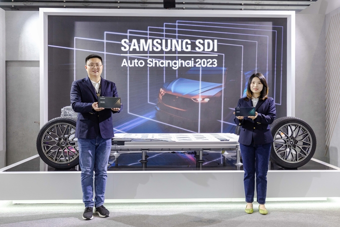 삼성SDI가 '오토 상하이 2023'에 참가해 PRiMX 배터리를 소개하고 있다.(사진=삼성SDI)