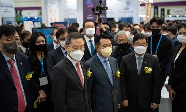 소프트웨이브 2022 전시장 전경
