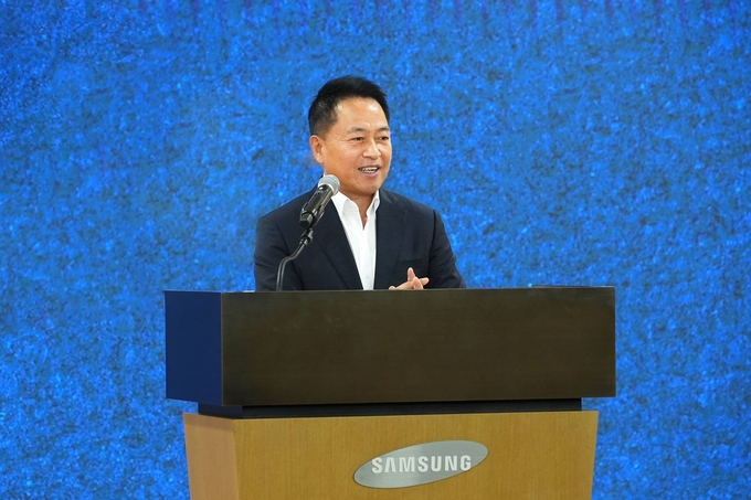 2일 삼성SDI 기흥사업장에서 열린 새해맞이 행사에서 최윤호 삼성SDI 대표가 2024년 신년 메시지를 발표하고 있다.(사진=삼성SDI)