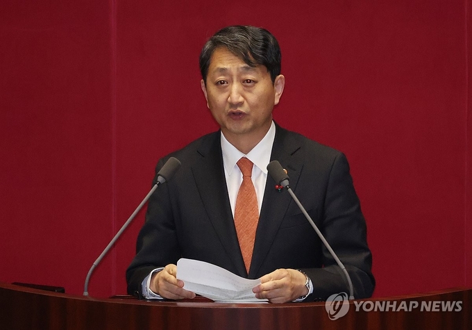 안덕근 산업통상자원부 장관이 9일 국회에서 열린 본회의에서 인사말을 하고 있다.(사진=연합뉴스)