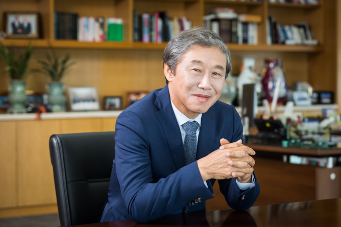 제29대 대한건설협회장에 취임한 한승구 계룡건설 대표(사진=대한건설협회) 
