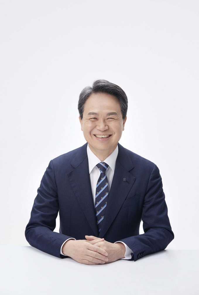 진옥동 신한금융그룹 회장