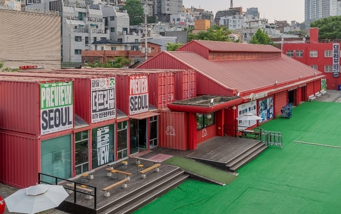 더프리뷰서울 2025 전경 [사진 신한카드[
