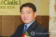 '갑질' 물의 윤재승 대웅제약 회장..."경영 일선 사퇴"