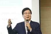 이마트 '초저가' vs 롯데마트 '효율화'...이갑수·문영표의 매출부진 출구전략은?