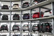 ‘디젤스캔들’ VW 전·현직 CEO 기소…다임러엔 1조1000억원 벌금