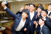 포스코 최정우, 현장직 ‘영보드’ 만나 직원‧경영층 ‘가교역할’ 당부