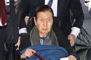 신격호 롯데 명예회장, '조용한' 백수…신동빈 회장 4년만에 방문