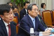 노영민 비서실장, 참모진에 "주택 1채 제외 모두 처분" 권고