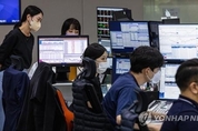 코스닥지수, 6개월 만에 800선 돌파...코스피는 강보합
