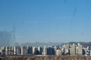 '아파트' 주도로 부동산 회복세
