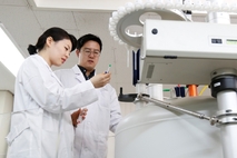 금호석유화학그룹, 업계 불황 딛고 재도약 'R&D 확대'
