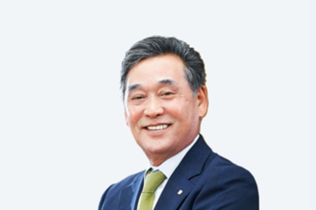 김기홍 JB금융 회장, '연내 외국인 대출 1조 달성' 자신감 재확인