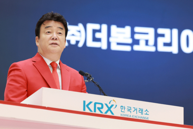 [더본코리아 재조명] ①상장 후 구설수, 쇄신 카드로 정면돌파