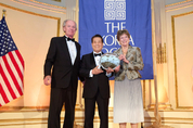포스코 장인화 회장, '밴플리트상' 수상...한·미 경제 협력·우호 증진