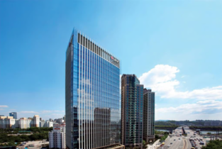 [밸류업-LG유플러스] 수익·AI 사업 계획 순항 중…부채관리는 완만