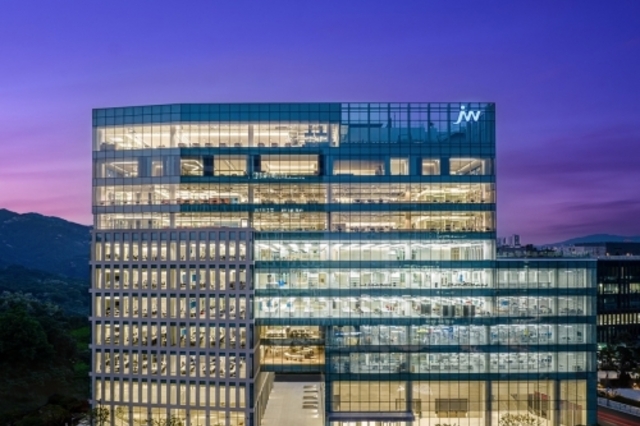 [약가인하 영향도] JW중외제약, 'R&D 비율 13' 불구 우대적용은 불확실