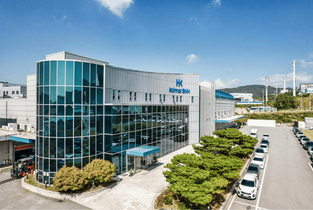 콜마그룹, '오너 2세 분쟁 종결' 콜마BNH 수술대 올렸다