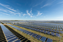 OCI홀딩스, ‘비중국 프리미엄’…이우현 회장의 에너지 기업 전환 승부수