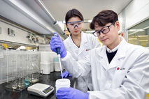 김동춘 LG화학 사장 "고부가 첨단 소재 기업으로 거듭날 것"