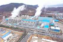 코오롱인더, 실적 전환 노린 자회사 합병…'이란 사태' 타격 받나