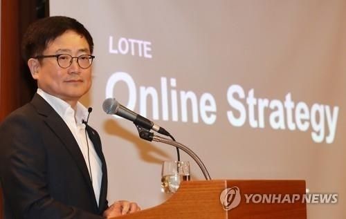 [포커스]"2021 공격 앞으로!"...롯데쇼핑 강희태號 '유통강국' 명예회복 나선다 - [포커스]"2021 공격 앞으로!"...롯데쇼핑 강희태號 '유통강국' 명예회복 나선다 - FETV