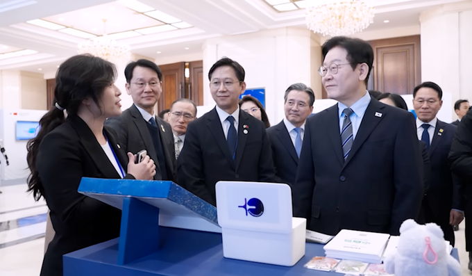 에버트레져, 한중 벤처 스타트업 서밋서 예술투자 플랫폼 '예투' 소개 - 뉴스 썸네일 이미지