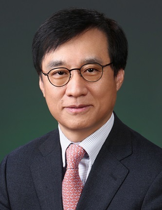 김철주 생보협회장 "생명보험, 라이프케어 산업 도약" - 뉴스 썸네일 이미지